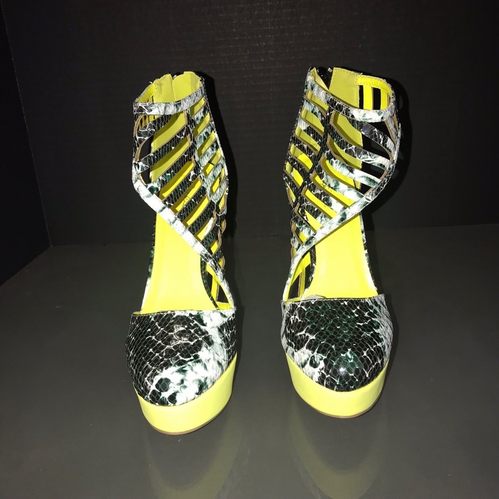 Take Me Away Platform​